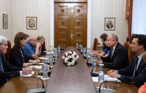 румен радев насрочи местните избори октомври