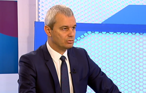 костадин възраждане протестите организирани неофашистите ппдб любезното съдействие медиите