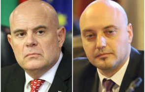 гешев гневно тъжно министър правосъдието говори неистини подиграва хората