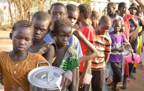 потресаващо млн деца судан нуждаят хуманитарна подкрепа