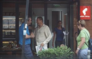 биволь буда марионетката сарафов изпра пепи еврото благодарим предателите ппдб