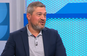 върнем соца никола вапцаров искаме безплатен градски транспорт всички