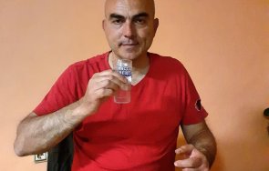 вижте добре кмет колан момиче заболяване дете жив изрод