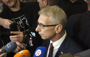 първо пик денков натърти никога съм срещал алексей петров имате въпроси питайте борисов кирил петков обновена