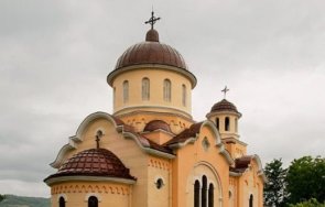 баща син безбожници обраха църквата мездра