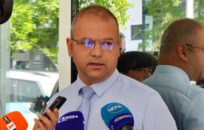 отстраненият директор дкк една стотинка съм взел