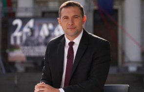 изненадваща рокада скандална блондинка новият екранен партньор златимир йочев 