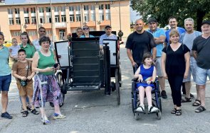 файтон хора увреждания тръгва враца снимки