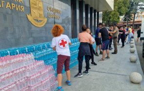 654 хранителни пакета предадоха засегнатите наводненията семейства доброволците бчк