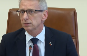 заседанието кабинета започна минута мълчание жертвите наводненията царево