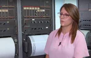 сеизмолог стряскащо множество трусове малък магнитуд следващия месец