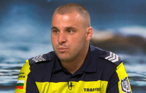 полицаят ангел разказа първо лице потопа царево