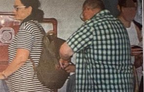 пик ретро ани салич вдигна крак гдбоп половинката цацаров смазана