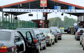 полша забранява влизането руски леки коли