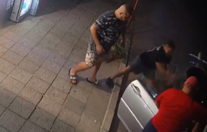 пребиха младеж харманли бухалки спор момиче