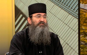 критични часове момчето ударено волтова дъга варна изгаряния