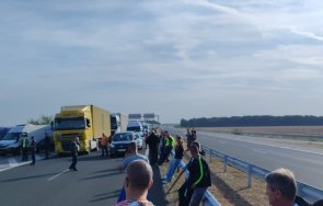 първо пик конфликтът ескалира жандармерията ползва сълзотворен газ протестиращи енергетици старозагорско хора болница струма униформени плашат 7000 гл