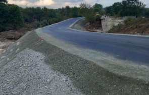 пускат обходния път разрушения наводненията мост отсечката царево ахтопол