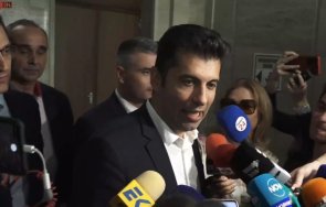 петков рецитира опорки журналисти питат герб дпс говори възраждане видео