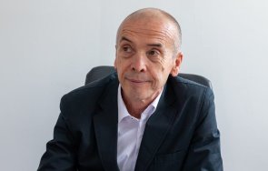 ново амплоа доц мангъров ударно усвоява европари интеграция