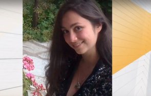 скандално три години млада жена стои непогребана