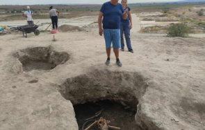 уникална находка костен скиптър откриха разкопките солницата провадия снимки