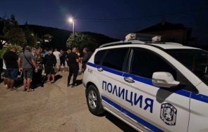 заложническата драма вълково задържаха въоръжения ранил мъж държал плен две жени