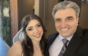 помогнем годишната красавица божидара бори живота нужно