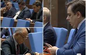 пик пука депутатите асен василев вота недоверие снимки живо