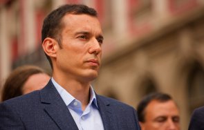 ексклузивно пик  васил терзиев тежък развод тайната жена уникални снимки