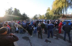 извънредно пик миньорите енергетиците бобов дол излязоха протест знак съпричастност колегите маришкия басейн готови сме блокади споразумението изпълни