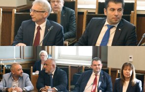 горещи подробности председателския съвет денков отказал даде телефона сервитьорка кафе влязла докато четат секретни доклади видео