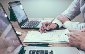 работи бизнеса намери кадри