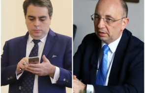 николай василев гешефтите асен василев финансовото министерство действа луд картечница