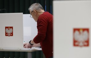 полша гласува важните избори падането комунизма
