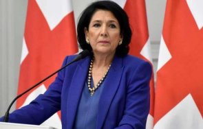 отстраняват президентката грузия нарушила конституцията