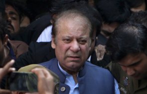 бившият пакистански премиер наваз шариф завърна родината изгнание