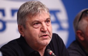 петьо блъсков хак българино клет три години шайка политически измамници една флашка въртят