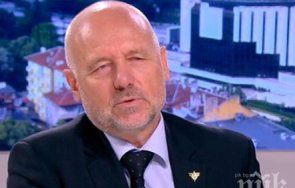 пик ретро диво прасе нападна военния министър тагарев снимка