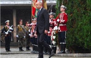 президентът румен радев почете паметта загиналите българия архангелова задушница