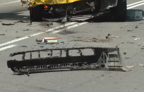 катастрофирал бус затруднява движението струма посока софия