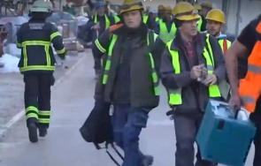 пети строителен работник почина болница инцидента хамбург