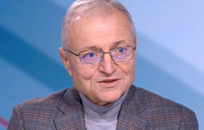 валери найденов изповедта вежди поучителното четиво илюстрация измамата