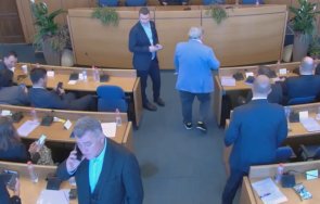 горещо пик сагата заплита столичният общински съвет избра председател първия опит никой друг иска подкрепи борис бонев видео