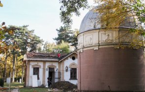 рушат астрономическата обсерватория алма матер