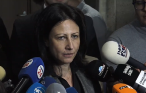 първо пик възраждане коментар вота кворума безредиците живо