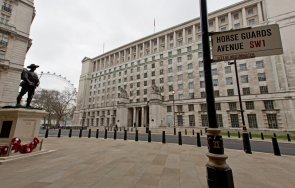 обвинения сексизъм тормоз британското министерство отбраната