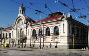 реставрацията халите софия възвръща първоначалния блясък сградата