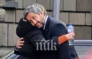 пик христо иванов гушка блондинка папарашки снимки