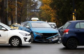 тежка катастрофа орлов мост предизвика километрична опашка